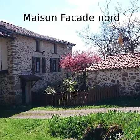 Holiday home Rural Aux Portes De L'auvergne