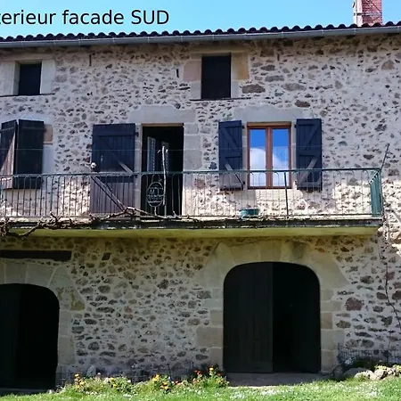 Feriehus Rural Aux Portes De L'auvergne *