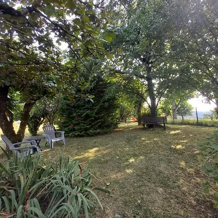 Rural Aux Portes De L'auvergne